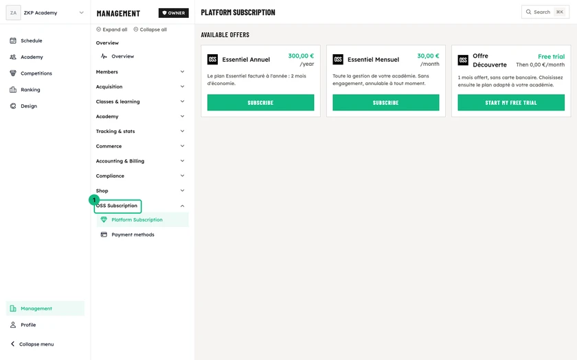 The Platform subscription screen: the Discovery offer with its free trial and the Essential plan, monthly or yearly