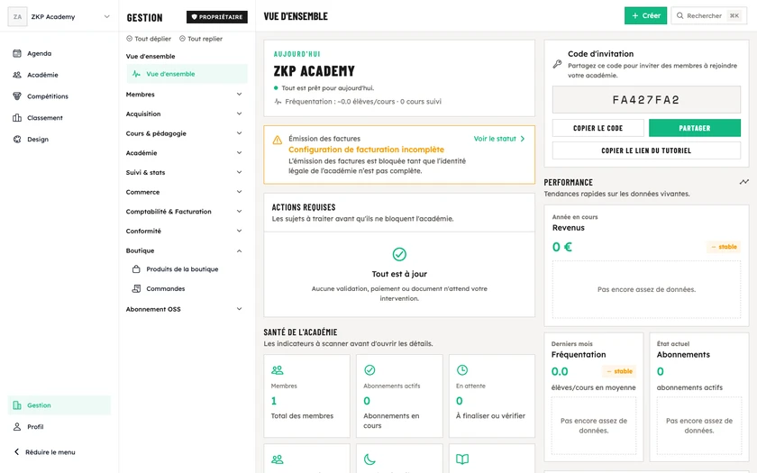 L'étape Votre académie : sports pratiqués, logo, nom, description, fuseau horaire, devise et contacts